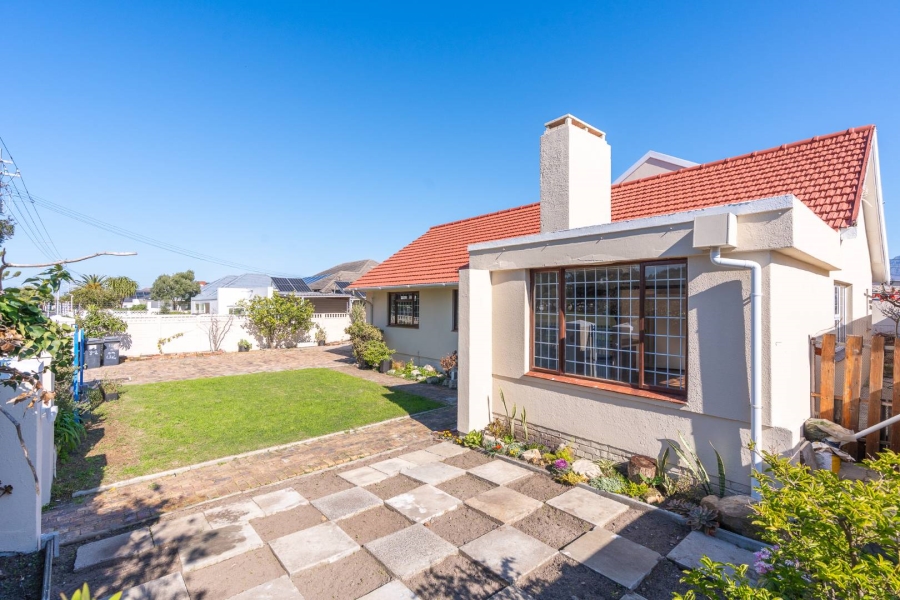 To Let 3 Bedroom Property for Rent in Plumstead Western Cape